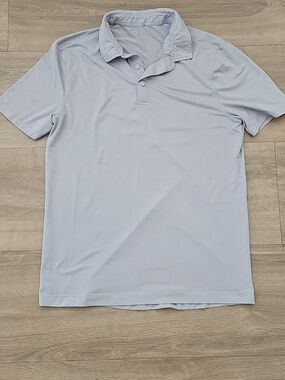 Lululemon Men's Light Grey Polo Shirt - Classic Short Sleeve Size Small